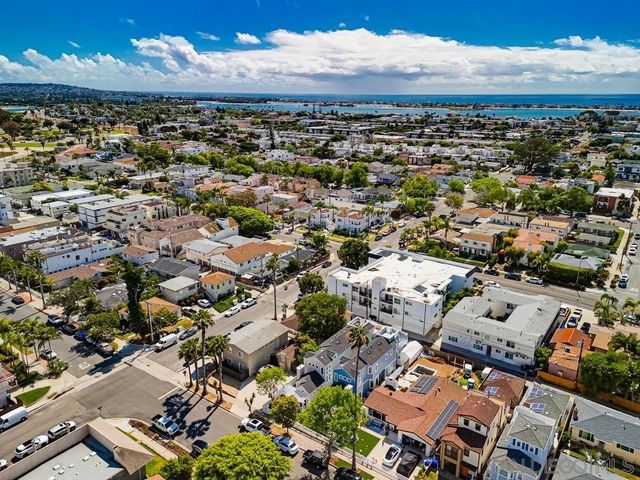 4008 Honeycutt St, San Diego, CA 92109