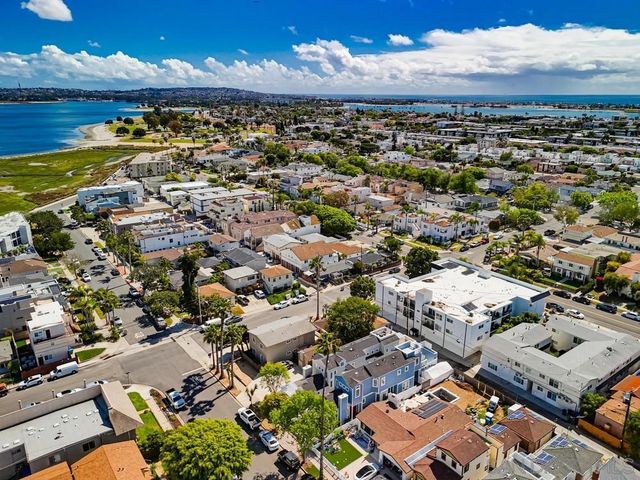 4008 Honeycutt St, San Diego, CA 92109