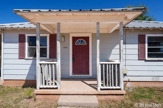 304 Paint Rock Rd, San Angelo, TX 76903