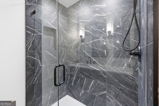 1121 Riverside Terrace, Gainesville, GA 30501