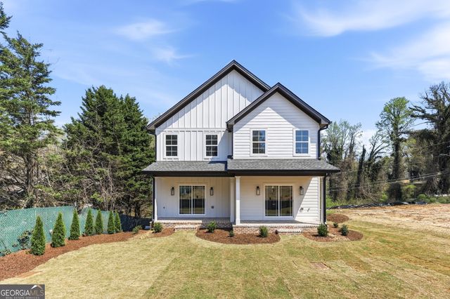 1121 Riverside Terrace, Gainesville, GA 30501