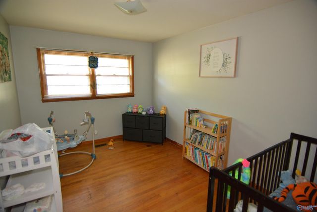 3302 Barton Avenue, Huntsville, AL 35810