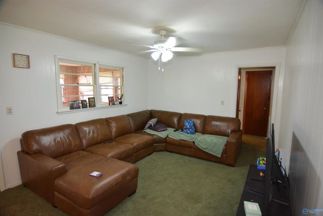 3302 Barton Avenue, Huntsville, AL 35810