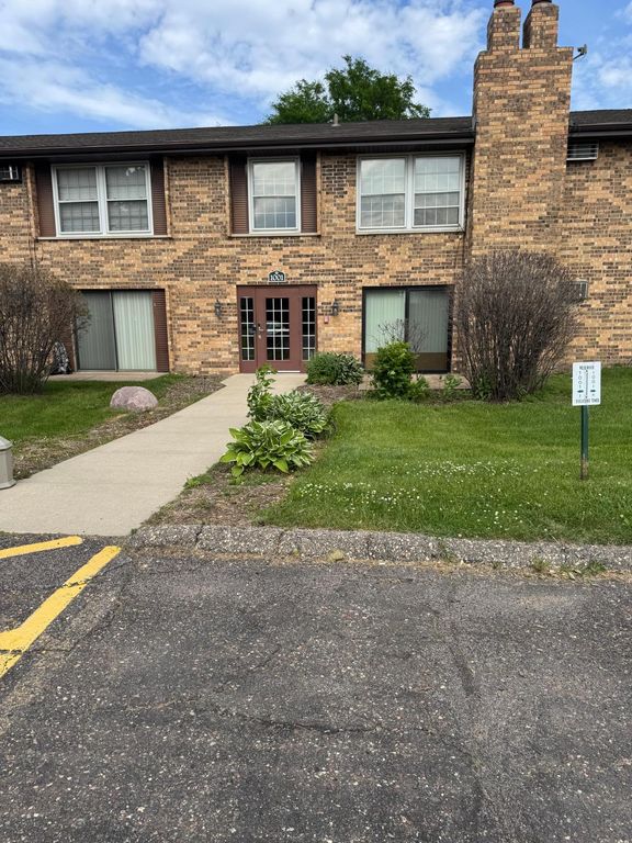1001 11th Avenue S 5, Hopkins, MN 55343