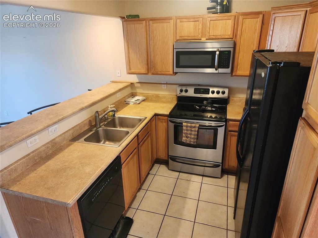 1574 Garden Vista Grove, Colorado Springs, CO 80904 — photo 3