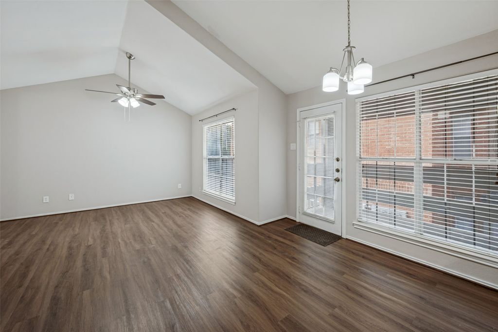 256 Jefferson Parkway, Fort Worth, TX 76107 — photo 4