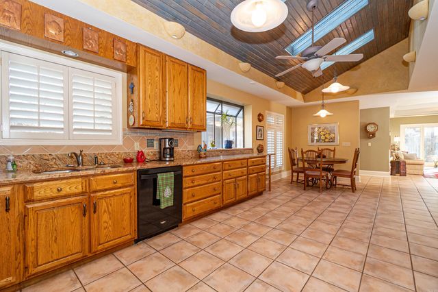2315 W Oak St, El Dorado, AR 71730
