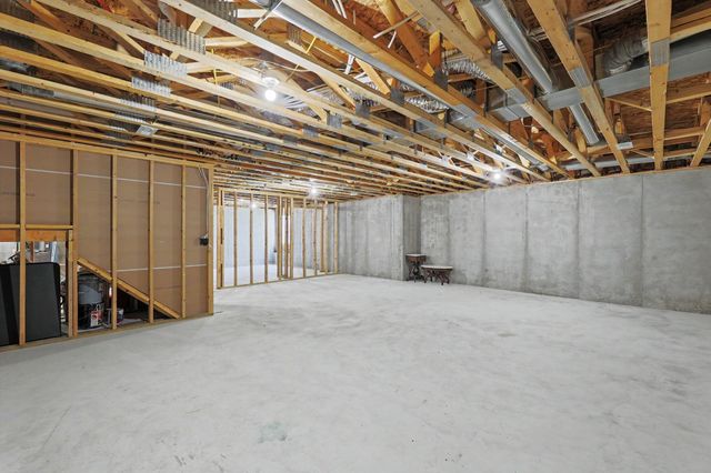 581 S Cattail St, Haysville, KS 67060