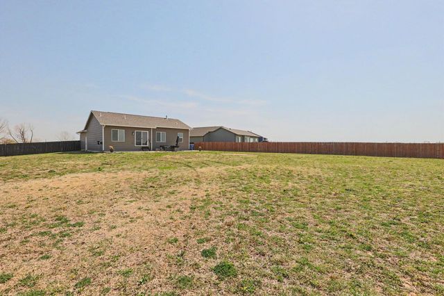 581 S Cattail St, Haysville, KS 67060