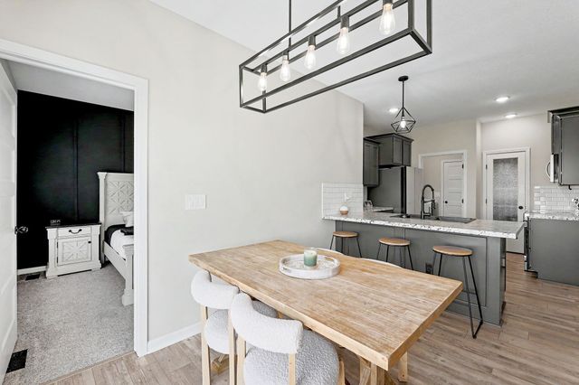 581 S Cattail St, Haysville, KS 67060