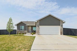 581 S Cattail St, Haysville, KS 67060