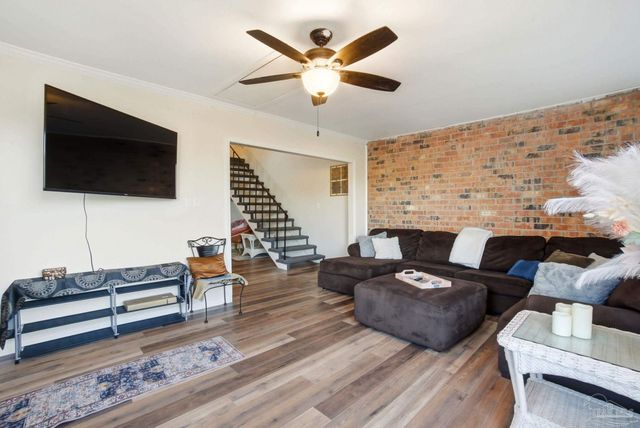 4822 Huron Dr, Pensacola, FL 32507