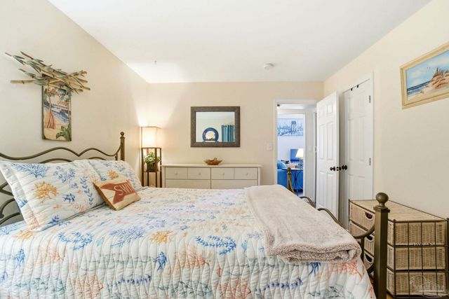 4822 Huron Dr, Pensacola, FL 32507