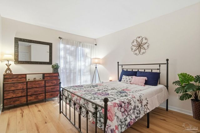 4822 Huron Dr, Pensacola, FL 32507