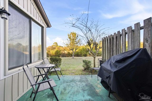 4822 Huron Dr, Pensacola, FL 32507