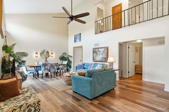 4822 Huron Dr, Pensacola, FL 32507