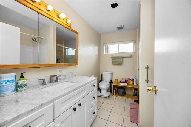 19616 Mapes, Cerritos, CA 90703