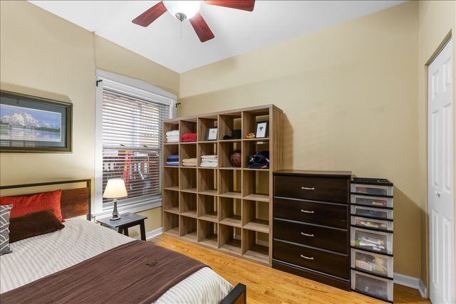 867 W Cornelia Avenue 1, Chicago, IL 60657