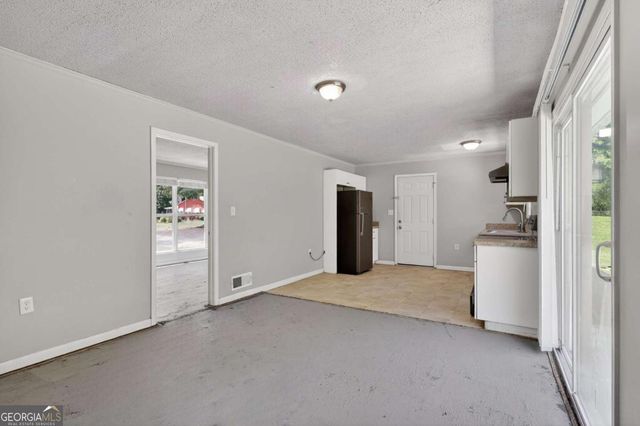 5900 Mallory Road, Atlanta, GA 30349