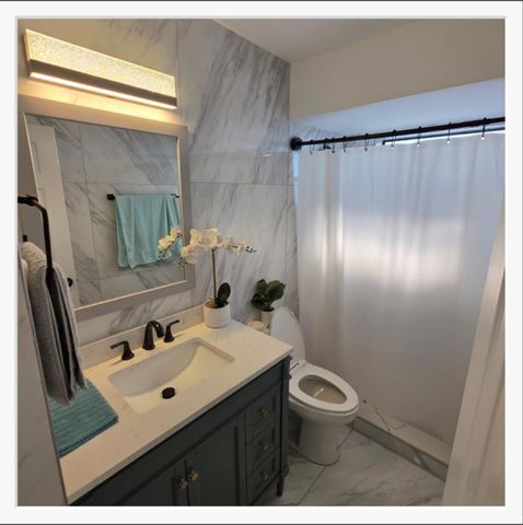 5894 Longbow Lane Apt 10, West Palm Beach, FL 33415