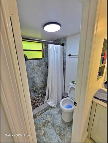 5894 Longbow Lane Apt 10, West Palm Beach, FL 33415