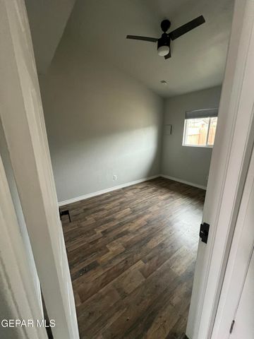 8609 Mercury Street B, El Paso, TX 79904
