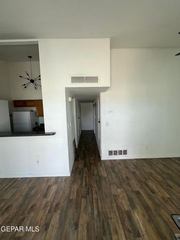 8609 Mercury Street B, El Paso, TX 79904