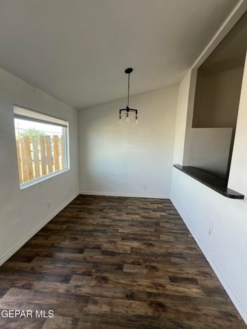 8609 Mercury Street B, El Paso, TX 79904