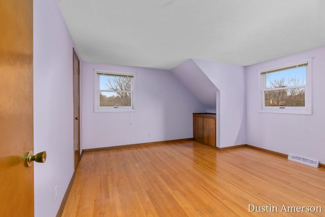 2656 Vassar Drive SE, Grand Rapids, MI 49506