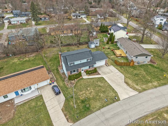 2656 Vassar Drive SE, Grand Rapids, MI 49506