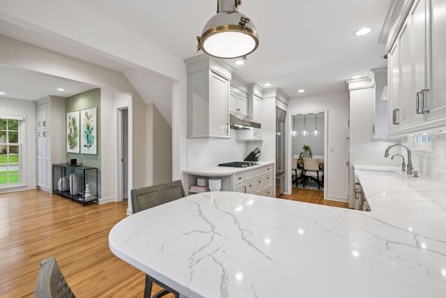 4919 Bruce Avenue, Edina, MN 55424