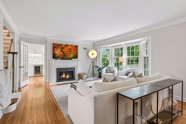 4919 Bruce Avenue, Edina, MN 55424