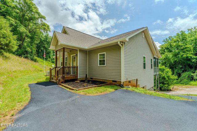 188 Happy Hollow Rd, Madisonville, TN 37354