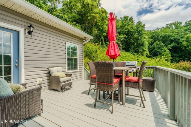 188 Happy Hollow Rd, Madisonville, TN 37354