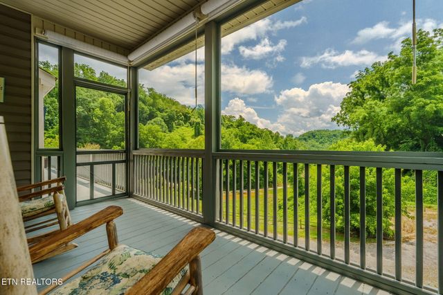 188 Happy Hollow Rd, Madisonville, TN 37354