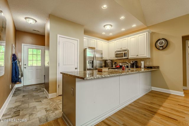 188 Happy Hollow Rd, Madisonville, TN 37354