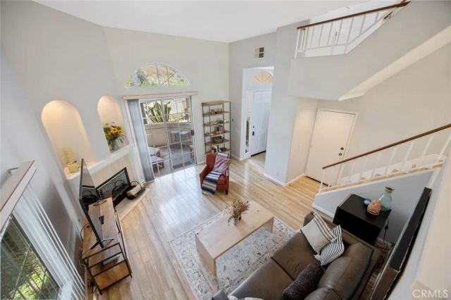 5340 Las Virgenes Road 4, Calabasas, CA 91302