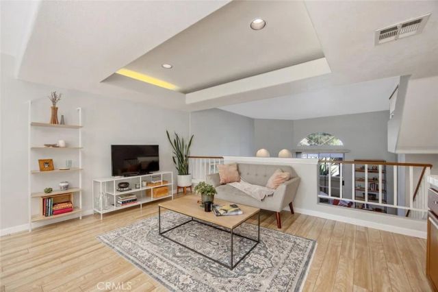 5340 Las Virgenes Road 4, Calabasas, CA 91302