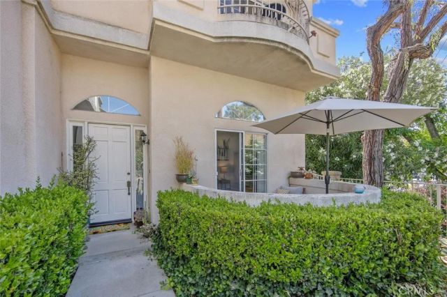 5340 Las Virgenes Road 4, Calabasas, CA 91302