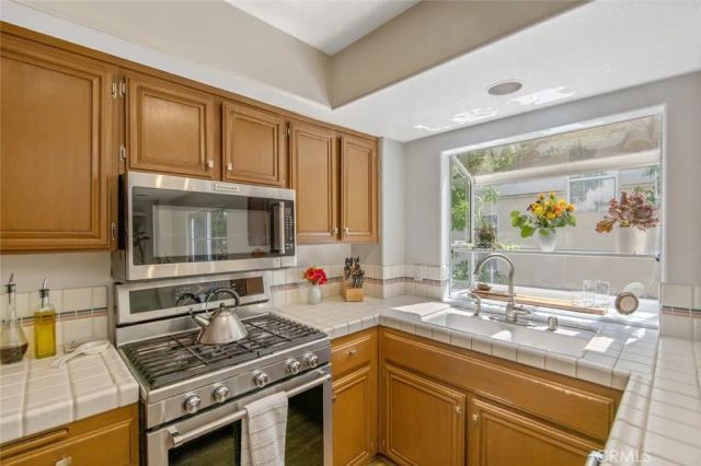 5340 Las Virgenes Road 4, Calabasas, CA 91302