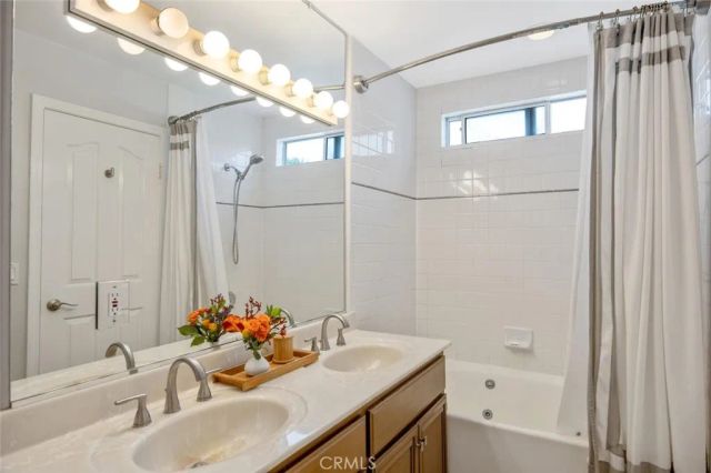 5340 Las Virgenes Road 4, Calabasas, CA 91302