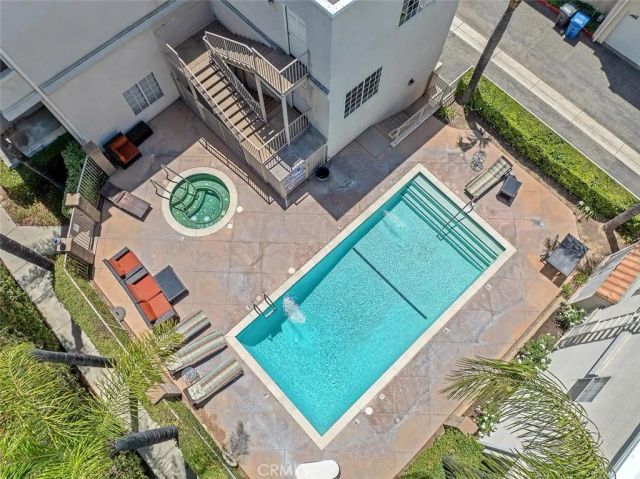 5340 Las Virgenes Road 4, Calabasas, CA 91302