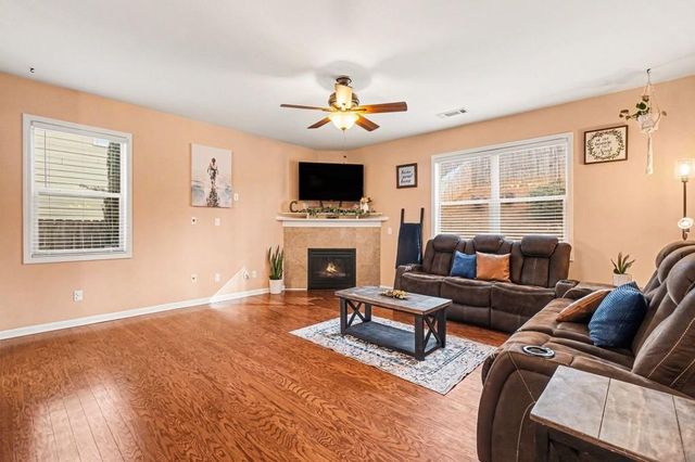 5220 Centennial Hill NW Drive, Acworth, GA 30102