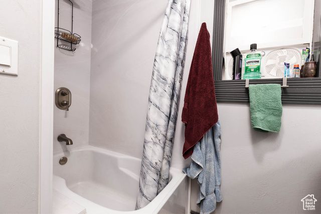 290 N 200 E, Monroe, UT 84754