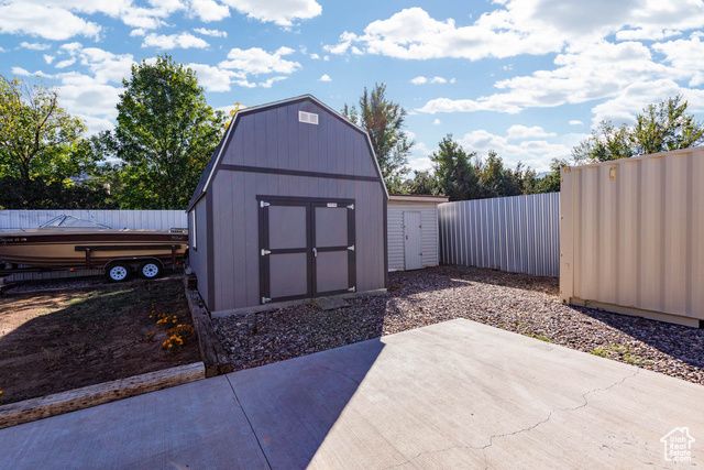 290 N 200 E, Monroe, UT 84754