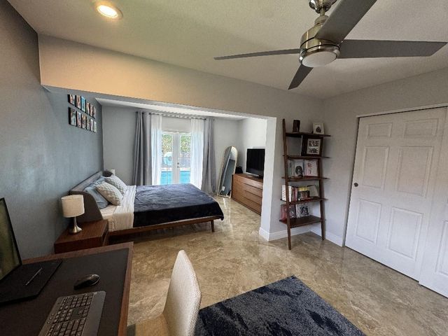 1298 NW 4th St, Boca Raton, FL 33486
