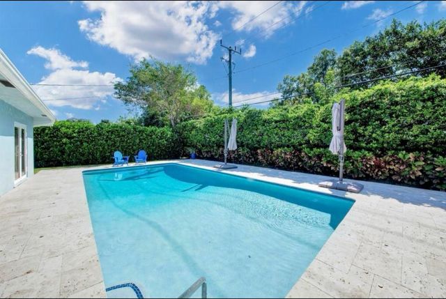 1298 NW 4th St, Boca Raton, FL 33486