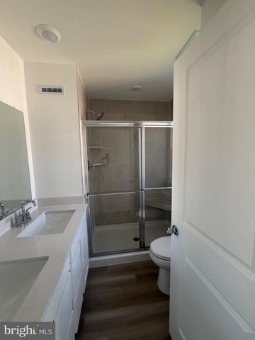 75 MORGANS MILL RD, Sicklerville, NJ 08081