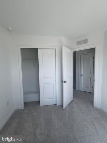 75 MORGANS MILL RD, Sicklerville, NJ 08081