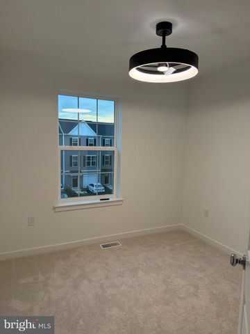 75 MORGANS MILL RD, Sicklerville, NJ 08081